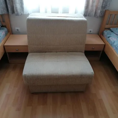 فندق مبيت وإفطار Sc Kolos 3*